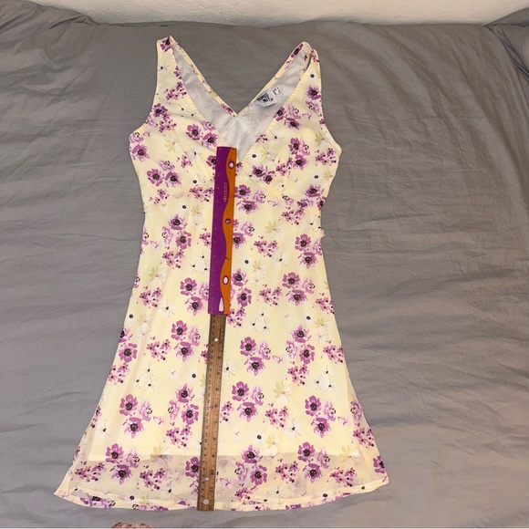 Princess Polly Nellie Mini Dress Yellow Floral 4, V-Neck, Tie Back - Picture 7 of 13